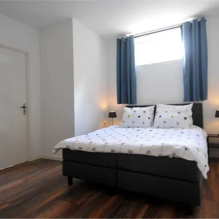 Apartment De Tol Tolkamer
